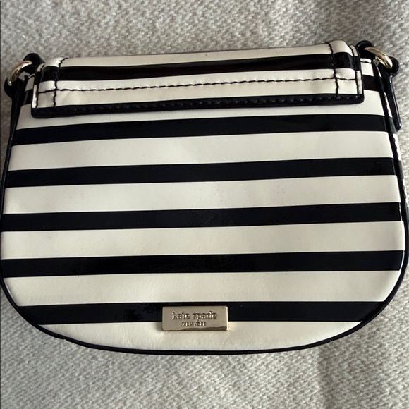 Kate Spade Cream Embossed Handbag - Picture 2 of 4